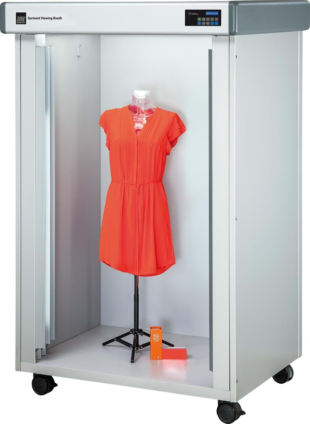 Color matching booth for clothes